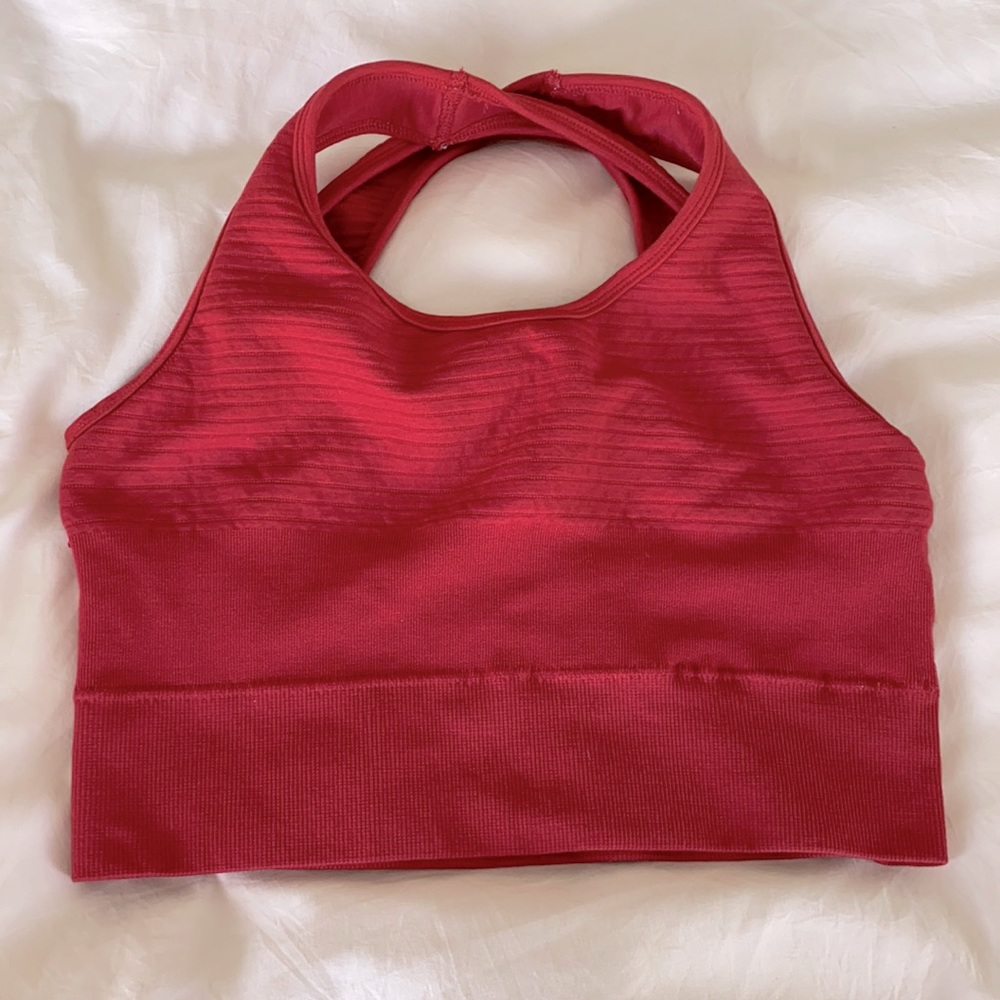 Alphalete sports bra